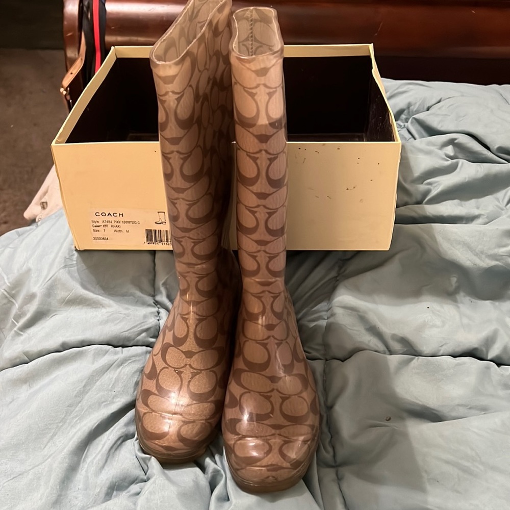 Coach pixy rain boots Never Worn